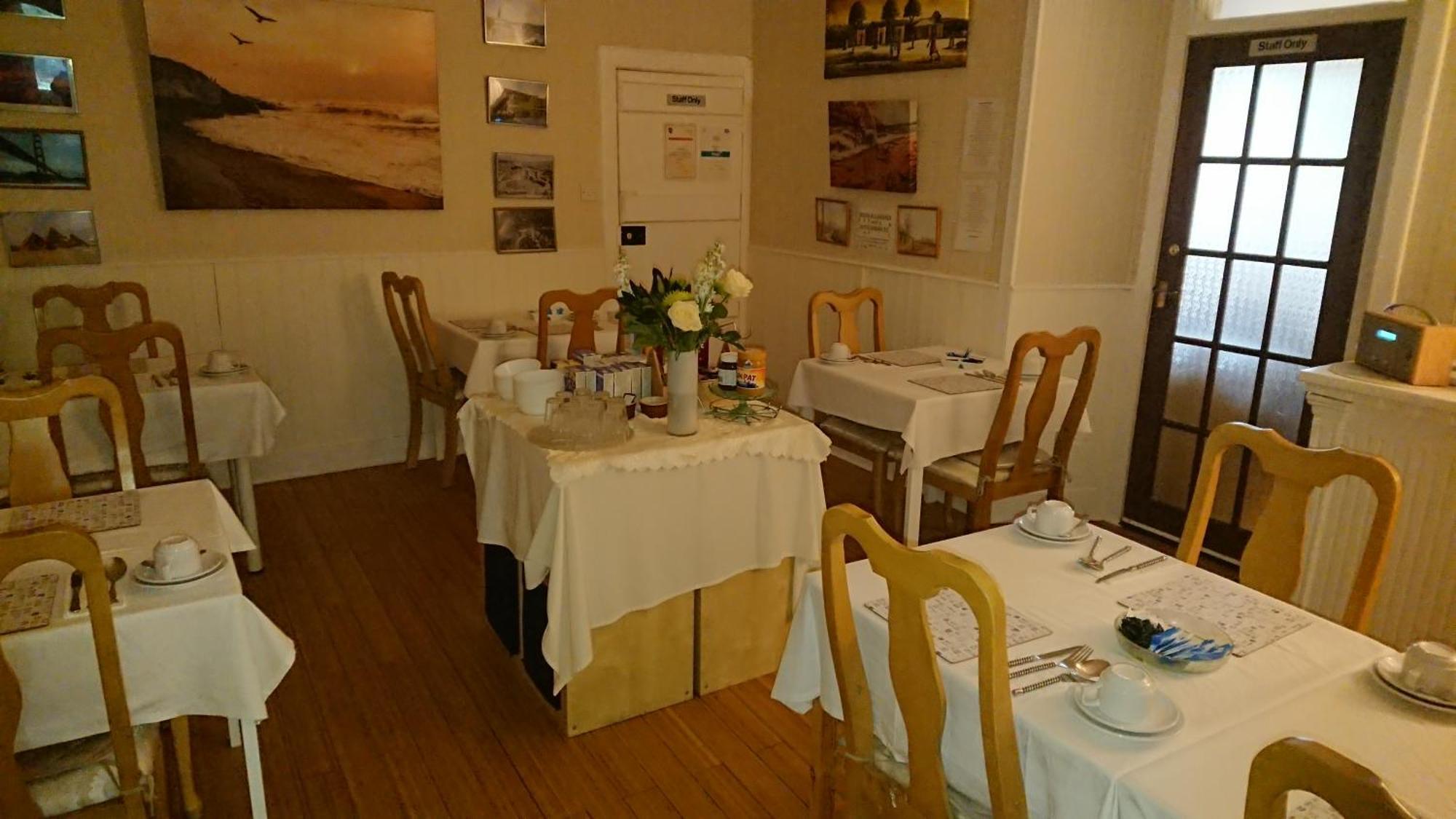 Nethermains House Kilwinning ภายนอก รูปภาพ